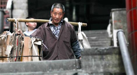 山城“棒棒军”